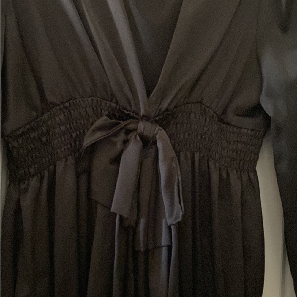 Elegant black blouse - Picture 2 of 6